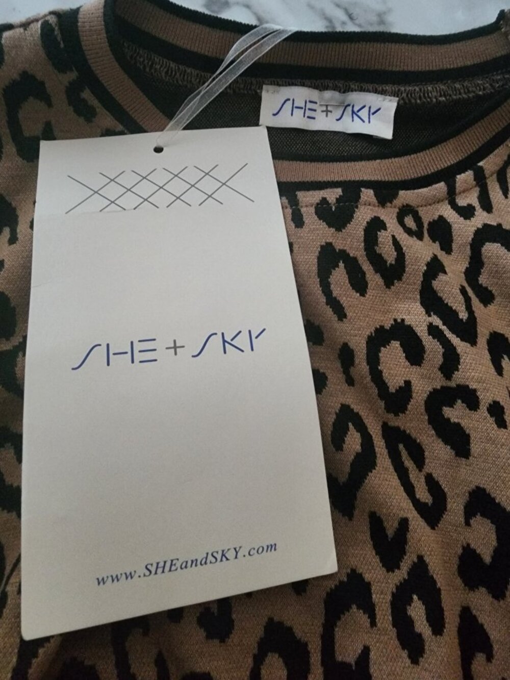 She+Sky Leopard Print Peplum Top NWT Size S - Picture 2 of 4